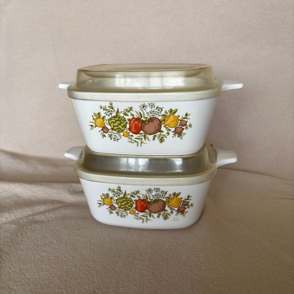 Vintage Corningware Spice of Life P-43-B dish, set of 2, plastic lids - Picture 1 of 9